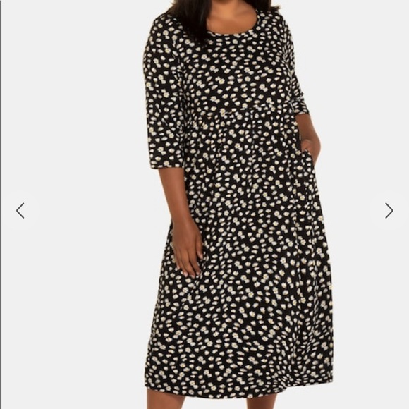 Ulla Popken Dresses & Skirts - 🍁ULLA POPKEN Pick A Daisy Midi Dress